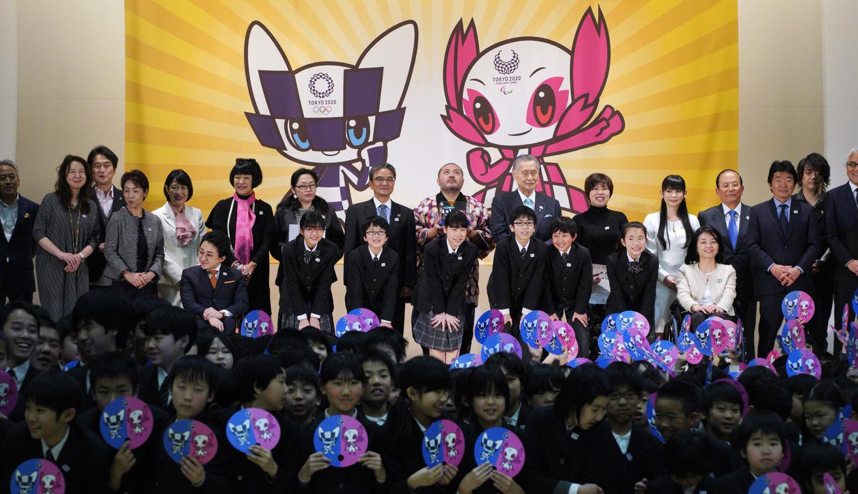 FOTO: Dua Karakter Maskot Olimpiade Tokyo 2020 - Bola ...