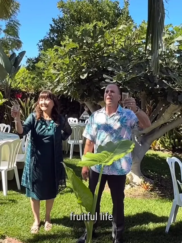 Pesta Tunangan Aurelie Moeremans