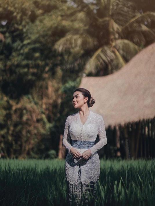 Ariel Tatum berbagi foto di akun Instagram pribadinya yang menampilkan momen ketika ia tengah berada di Bali.  (Instagram/arieltatum).