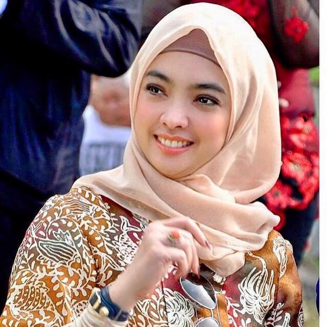 Berusia 46 Tahun, Ini 6 Potret Artis Ingrid Kansil yang Awet Muda