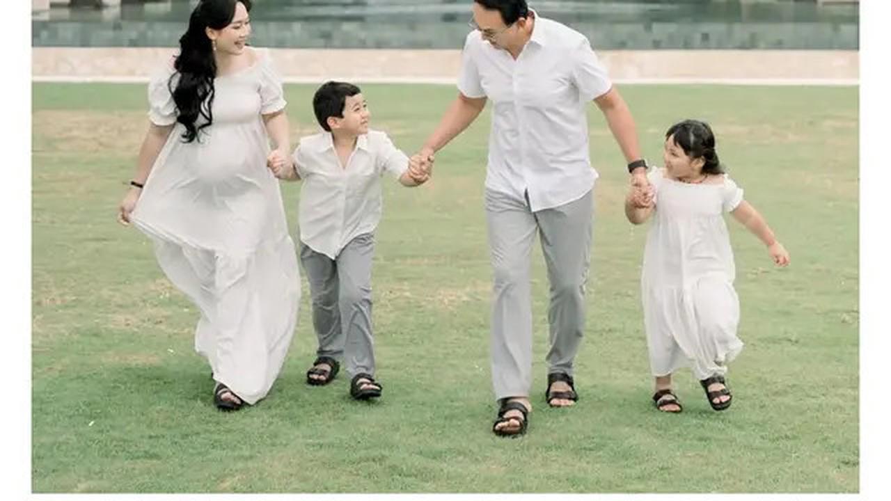 6 Potret Baby Bump Puput Nastiti Devi Istri Ahok, Dikabarkan Hamil Anak Ketiga