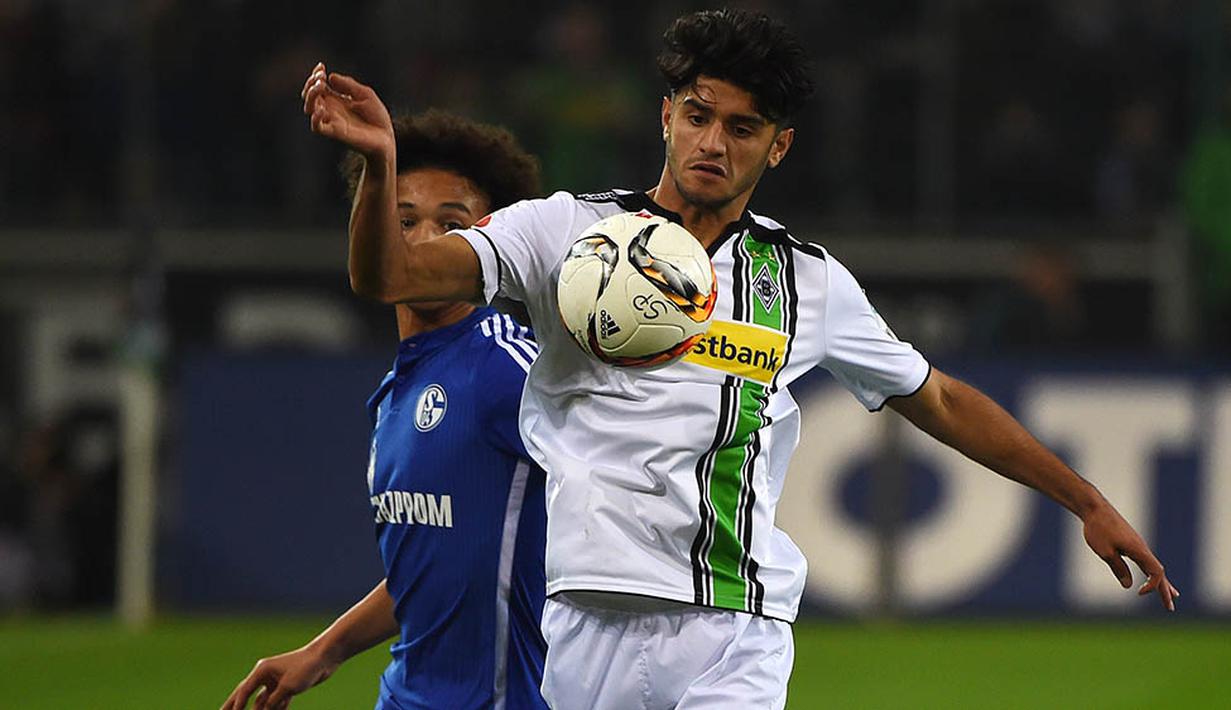 Gelandang berkebangsaan Jerman yang lahir di Suriah ini merupakan andalan lini tengah Borussia M'Gladbach pada musim ini. (AFP/Patrik Stollarz)