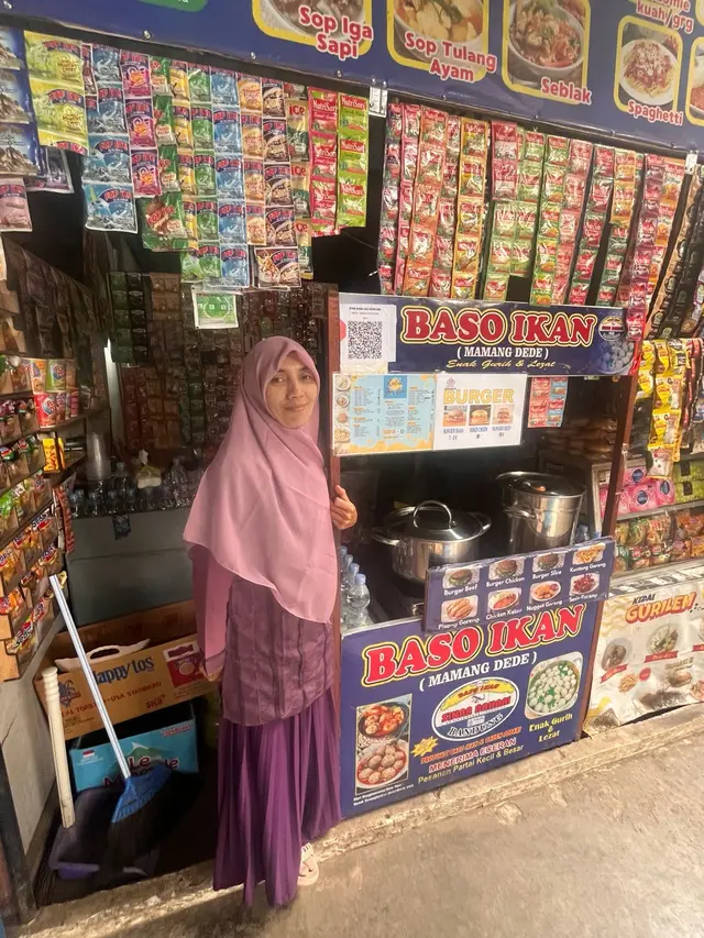 Nany Andryani Permana (48) Pemilik Usaha Baso Aci