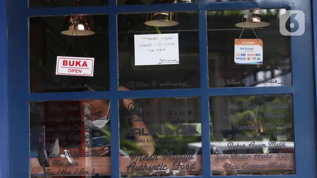 Sebagian Toko Tutup di Jakarta dan Beralih ke Online