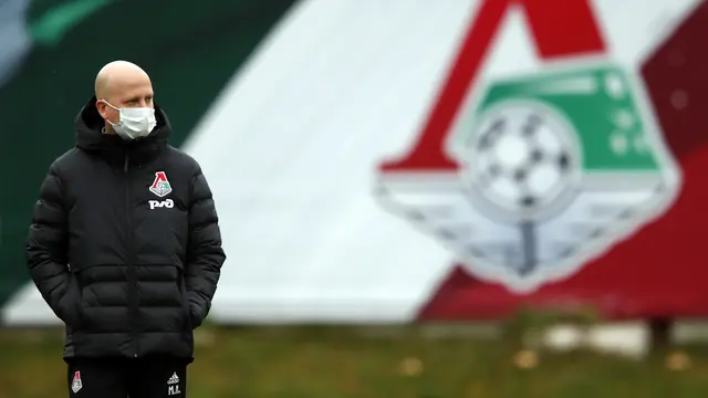 Lihat Latihan Lokomotiv Moskow Jelang Hadapi Bayern Munchen