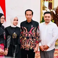 Putri Ariani kembali menyita perhatian masyarakat Tanah Air setelah diundang Presiden Joko Widodo ke Istana Negara. [Foto: IG/jokowi/arianinismaputri].