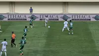 PSS Sleman saat menjamu PSM Makassar dalam laga pekan keempat BRI Super League 2026/2027 di Stadion Maguwoharjo, Sleman, Minggu (11/10/2026) sore WIB. PSS menang telak 3-0 atas PSM dalam laga ini. (Bola.com/Ana Dewi)