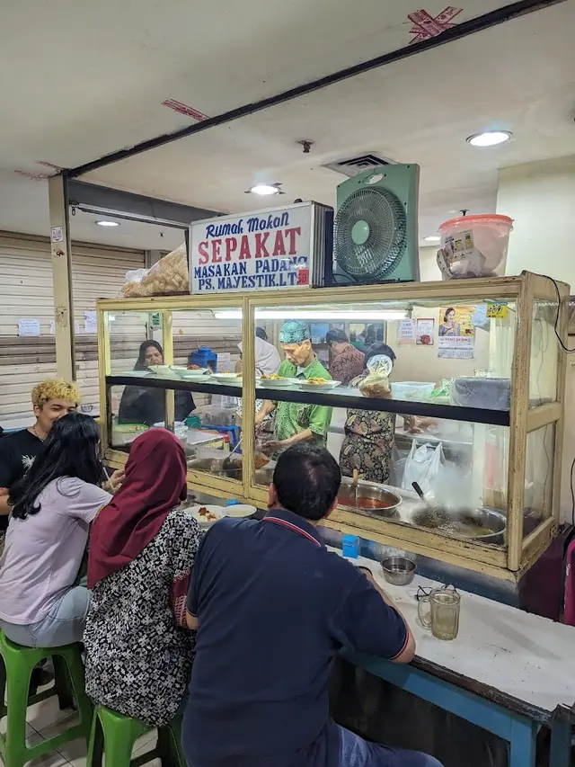 Restoran Padang Underrated di Jakarta