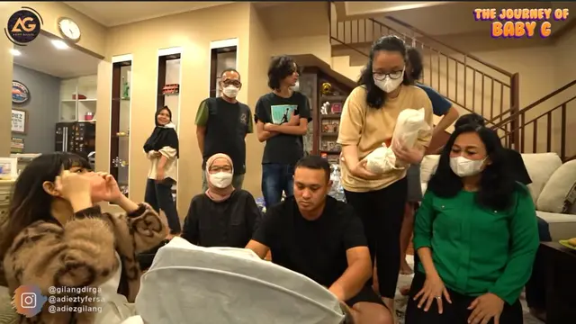 [Fimela] Adiezty Fersa dan Gilang Dirga