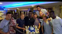 Mario Balotelli merayakan ulang tahun bersama rekan-rekan setim Liverpool (Instagram)