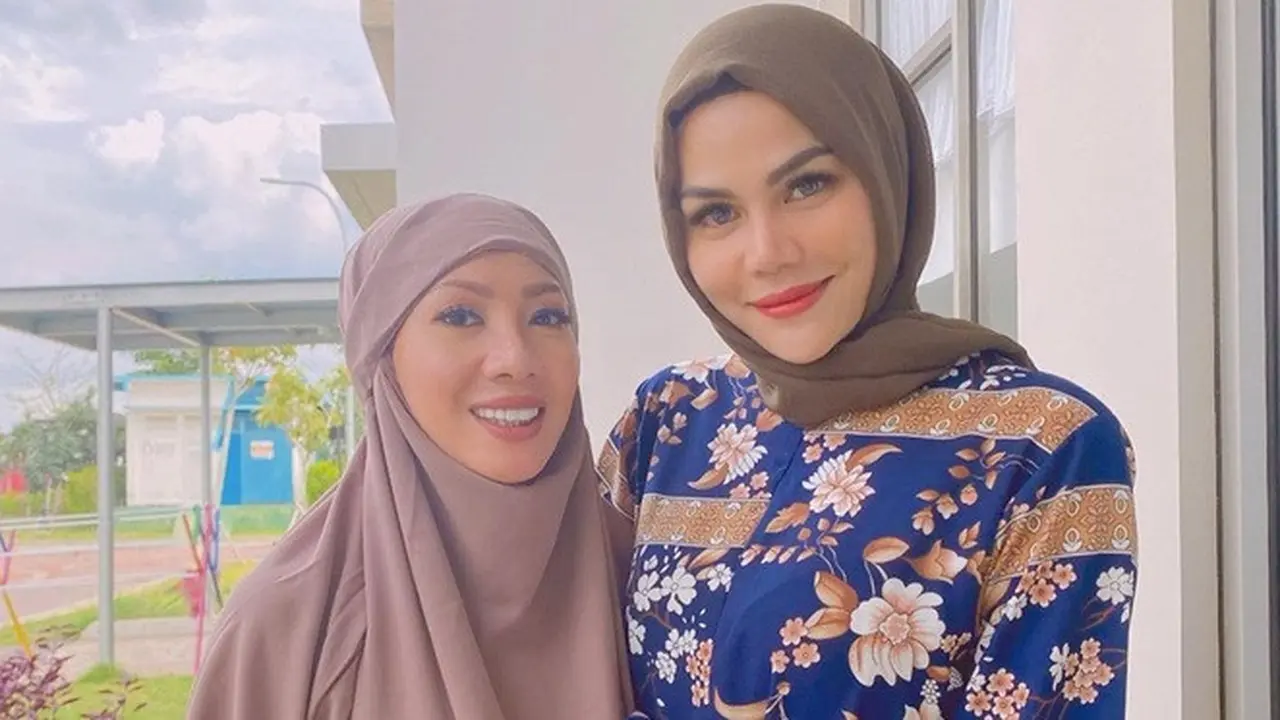 6 Potret DJ Katty Butterfly Belajar Mengaji, Makin Dalami Ilmu Agama