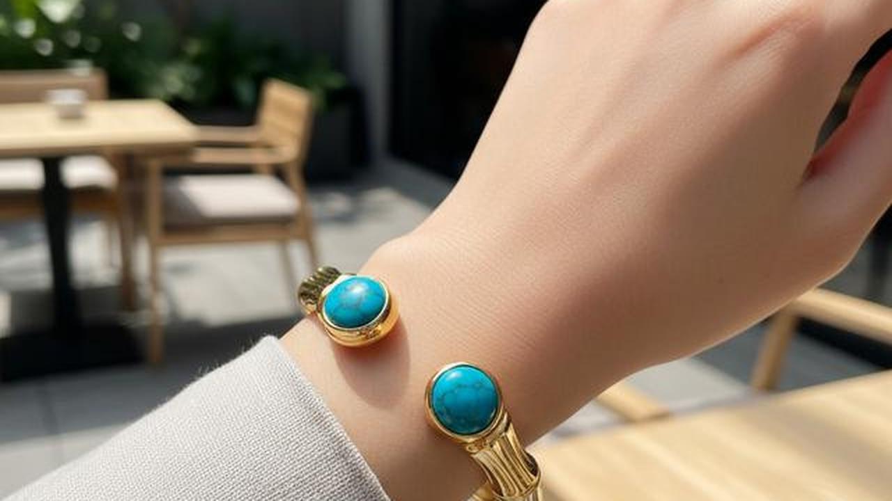 10 Model Gelang Emas Bambu Kombinasi Batu Alam, Perpaduan Etnik Modern Elegan