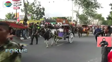 7 kereta kencana dan 14 ekor kuda telah datang ke Medan untuk membawa iring-iringan kirab Kahiyang dan Bobby pada Minggu (26/11) pagi.