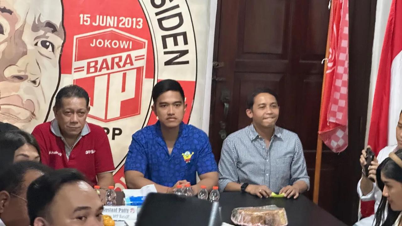 Selain itu, Kaesang mengaku, belum bertemu dengan Jokowi. Sehingga, dia tidak tahu isi pertemuan ayahnya tersebut dengan SBY.<br>