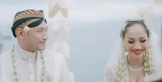 Aishah Sinclair adik dari Ashaf Sinclair mendiang suami Bunga Citra Lestari menceritakan saat diminta BCL untuk menjadi pengiring pengantin. [Instagram/itsmebcl]