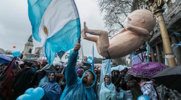 Legalisasi Aborsi, Massa Pro dan Kontra Turun ke Jalanan Argentina