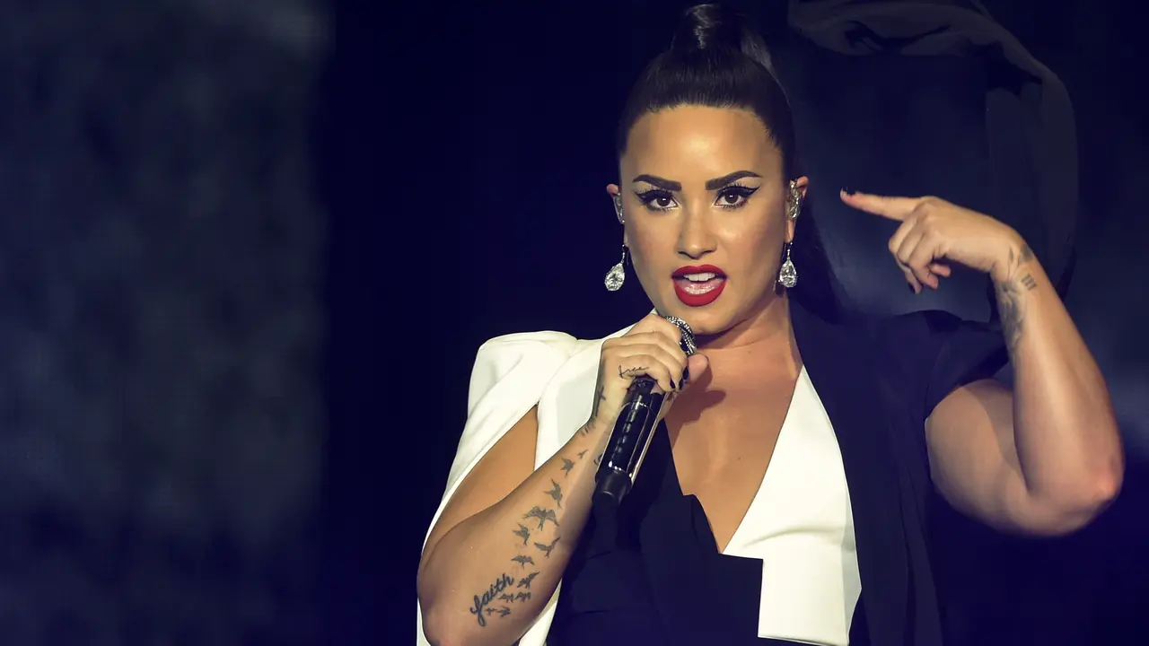 [Bintang] Lirik Lagu Demi Lovato, Sober