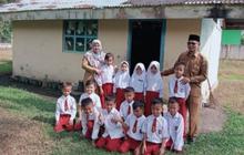 Ada Siswa SD Kampar Belajar di WC, Ini Perintah Pj Gubernur Riau ke Bupatinya