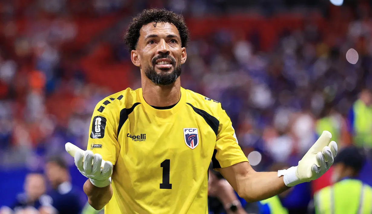 Vozinha mengungkapkan alasannya menangis setelah pertandingan karena ibunya tak mampu melihatnya secara langsung setelah terganjal visa dan biaya yang mahal. (AFP/Getty Images/Buda Mendes)