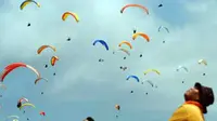 Ratusan Paralayang Akan Hiasi Langit Kawasan Puncak