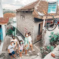 Momen Idul Fitri 2022 dimanfaatkan oleh Gisella Anastasia atau yang akrab disapa Gisel untuk mudik ke kampung halaman yang bertempat di Cimahi, Jawa Barat. (Instagram/gisel_la).