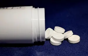 Obat Ilegal Bisa Gagalkan Pengobatan dan Membahayakan Pasien