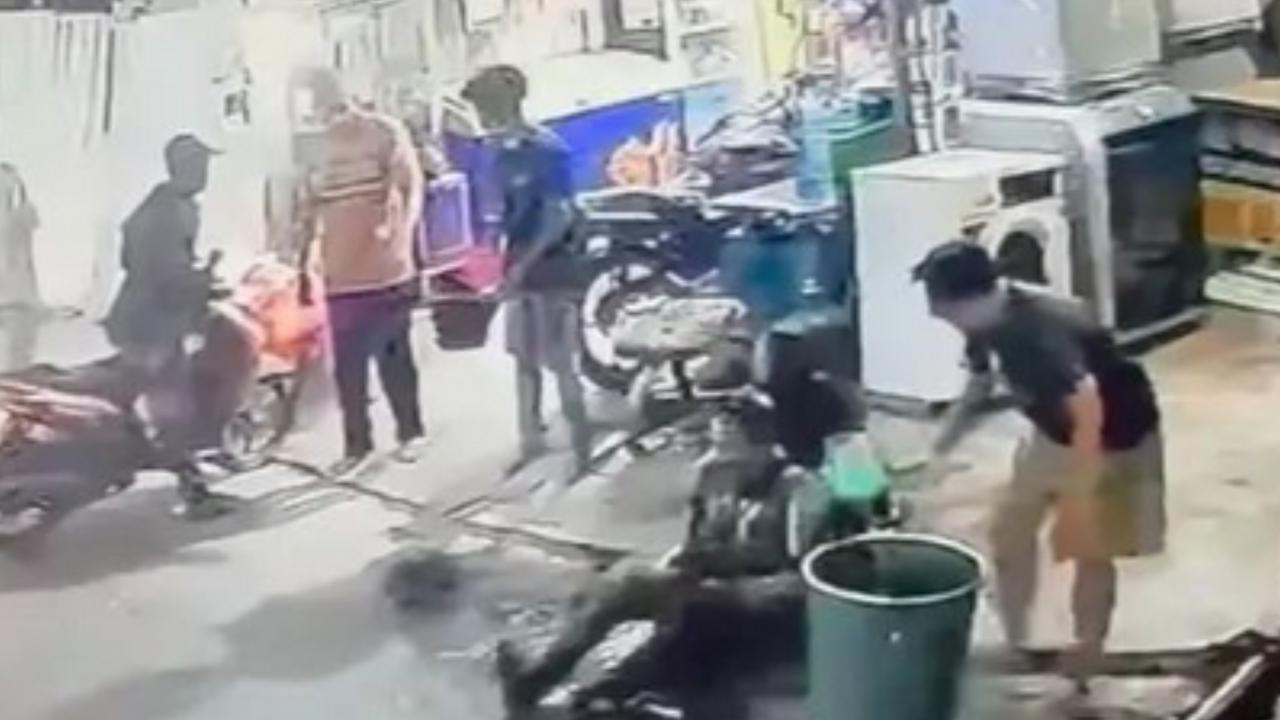 Sejoli Boncengan Motor Disiram Orang Tak Dikenal Pakai Air Keras, Korban Pria Meronta-ronta Kesakitan