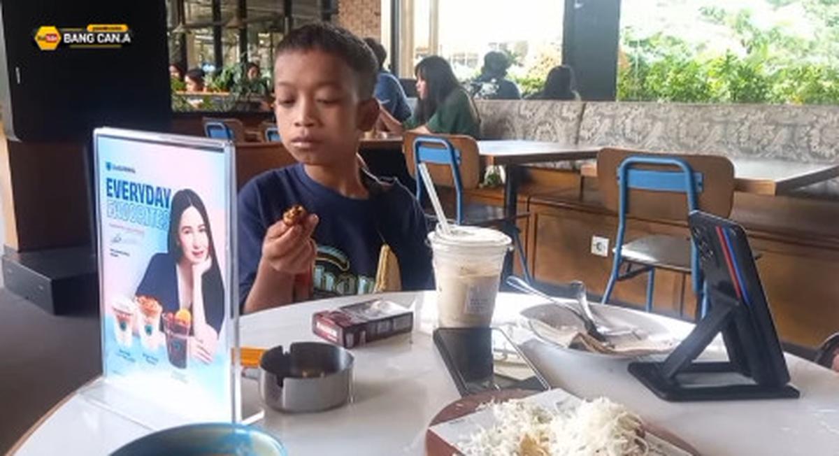 Anak Angkat Kesayangan Dedi Mulyadi,