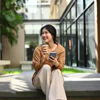 Banyak orang masih keliru memahami jiwa penyendiri./Copyright depositphotos.com/prathanchorruangsa