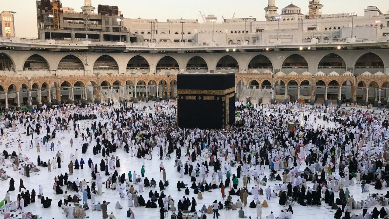 Travel Nakal Gunakan Visa Kerja untuk Haji, 10 Jamaah Digagalkan di Bandara