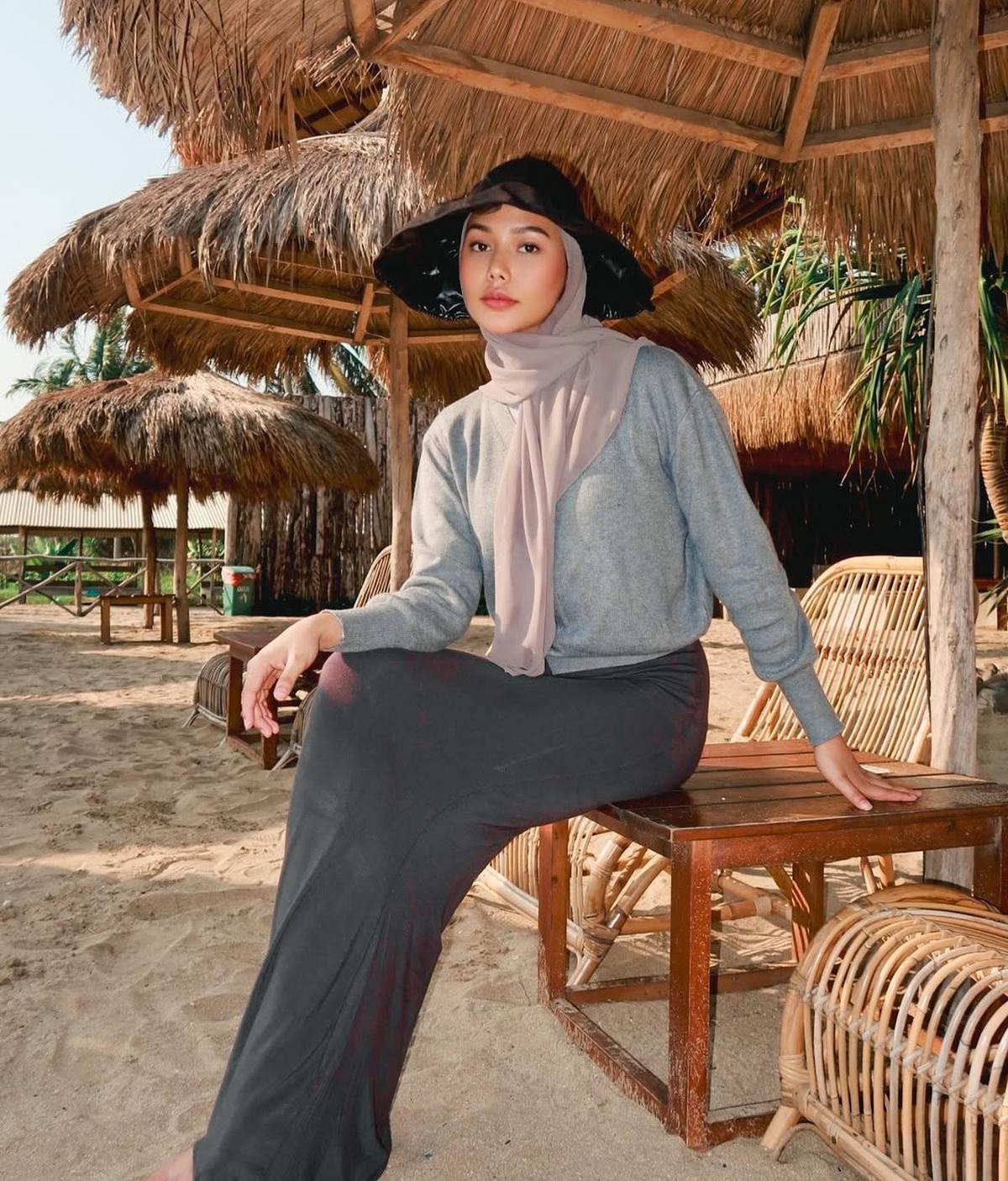 Bisa Jadi Inspirasi, Gaya Hijab Dara Arafah yang Cocok dalam Berbagai Penampilan