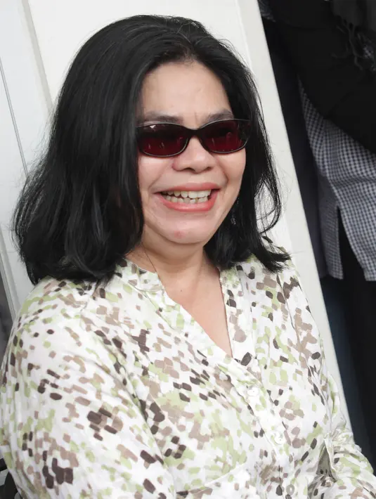 Sebagai seorang ibu, Tjut Mutia tidak ingin banyak campur tangan terhadap masalah rumah tangga anaknya. Ia hanya bisa berharap agar mereka diberi jalan yang terbaik. (Galih W. Satria/Bintang.com)