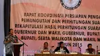 Suasana pembukaan rapat koordinasi persiapan pilkada serentak di Hotel Royal, Jakarta, Sabtu (14/11/2015). Tujuan rakor untuk menyamakan pola pikir dan pola tindak seluruh pengawas pemilu. (Liputan6.com/Johan Tallo)
