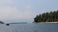 Perjalanan menuju Pulau Pamutusan, Sumatera Barat. (Liputan6.com/ Novia Harlina)