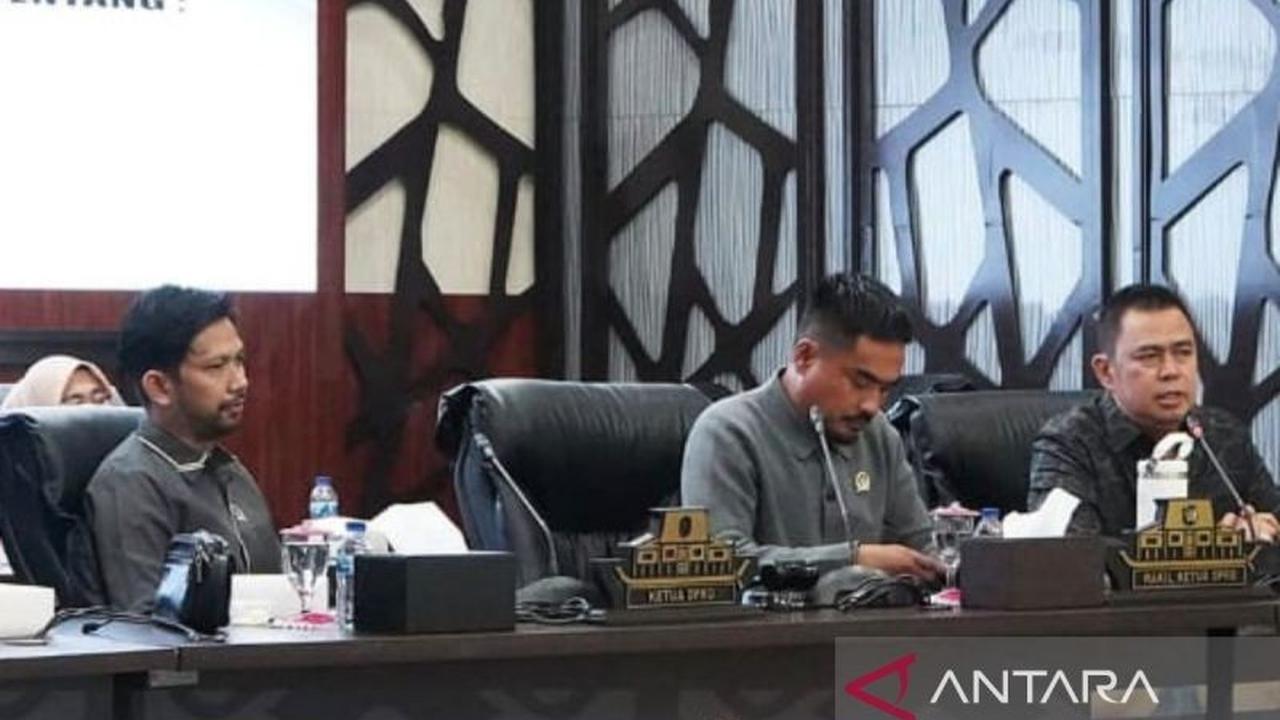 Siap Disahkan Akhir 2025, Ini Dia 5 Raperda DPRD Banjarmasin yang Rampung Dibahas
