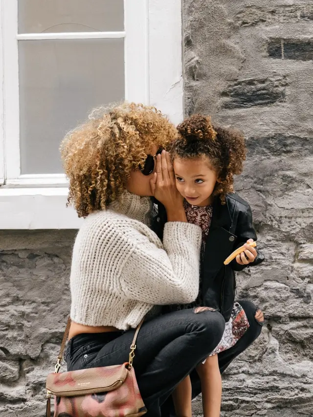 [bintang] Inilah 3 Zodiak yang Punya Sifat Keibuan