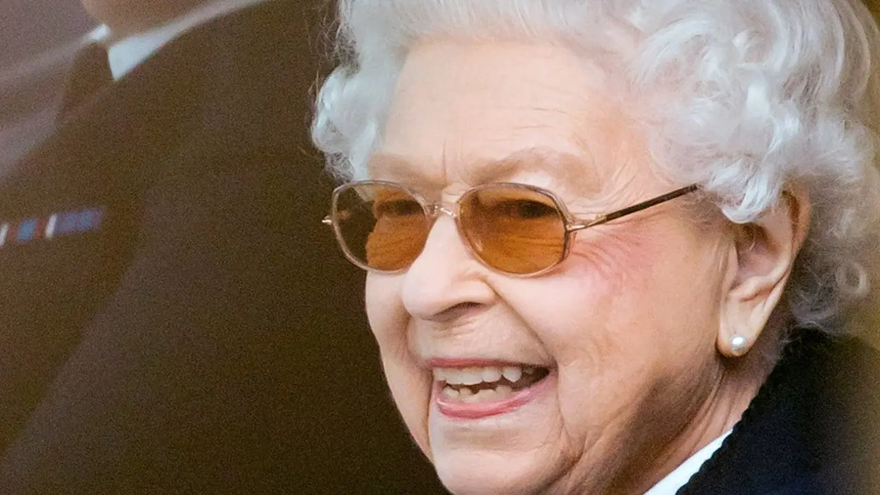 Ratu Elizabeth II