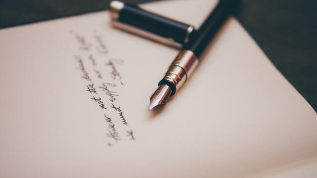 Ilustrasi menulis, pantun, puisi