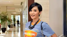 Artis Enno Lerian ikut terlibat dalam pembuatan film "Bajaj Bajuri The Movie", Epicentrum, Kuningan, Jakarta Selatan, Selasa (15/7/2014) (Liputan6.com/Panji Diksana)