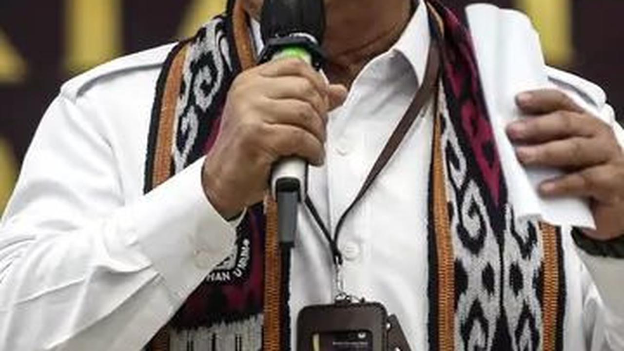 "Netizen pendukung para bacapres aktif membicarakan kelebihan para tokoh unggulannya masing-masing, selain juga membagikan video blunder bacapres lawan,” tulis founder Drone Emprit Faisal Ismail melalui akun twitternya, Jumat (22/9).<br>