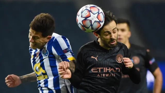 FOTO: Imbang Tanpa Gol, Porto Dampingi City ke Babak 16 Besar