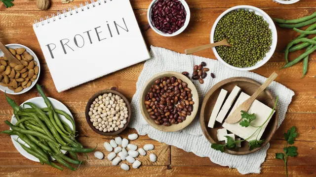 2. Konsumsi Protein Rendah Lemak [Dok/freepik.com]
