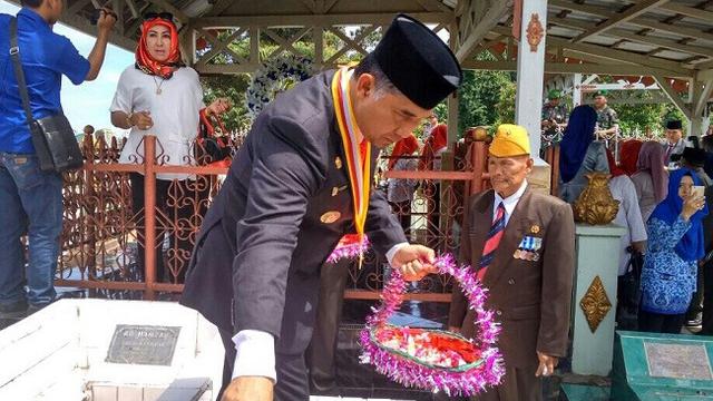 Taman Makam Raja-Raja Jambi