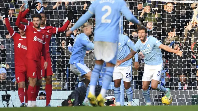 Foto: Gol ke-50 Erling Haaland Tak Mampu Bawa Kemenangan Man City atas Liverpool di Pekan ke-13 Liga Inggris 2023 / 2024