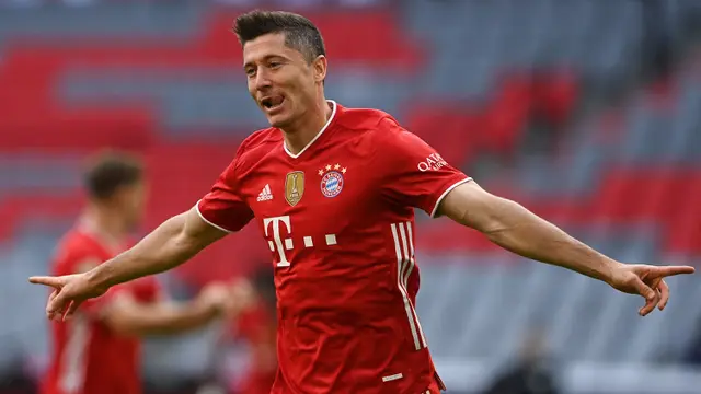 FOTO: 5 Kandidat Peraih Sepatu Emas Eropa, Robert Lewandowski Terdepan, Jauh Tinggalkan Messi dan Ronaldo