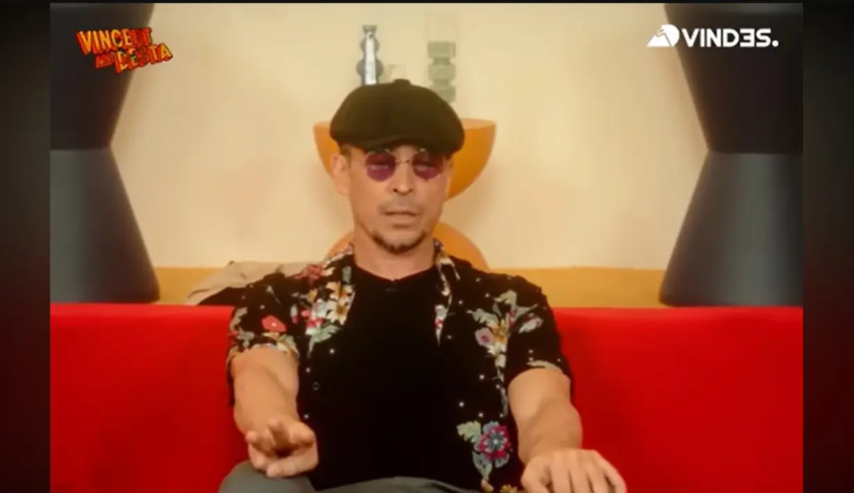 Bahkan dalam satu bulan, Jamie mengaku bisa mendapatkan uang sebesar puluhan juta. "(Sebulan) bisa  Rp 17 juta sampai Rp 20 juta. Tapi temen gue bisa dapat Rp 30 juta seminggu," kata Jamie. [Youtube/Vindes]