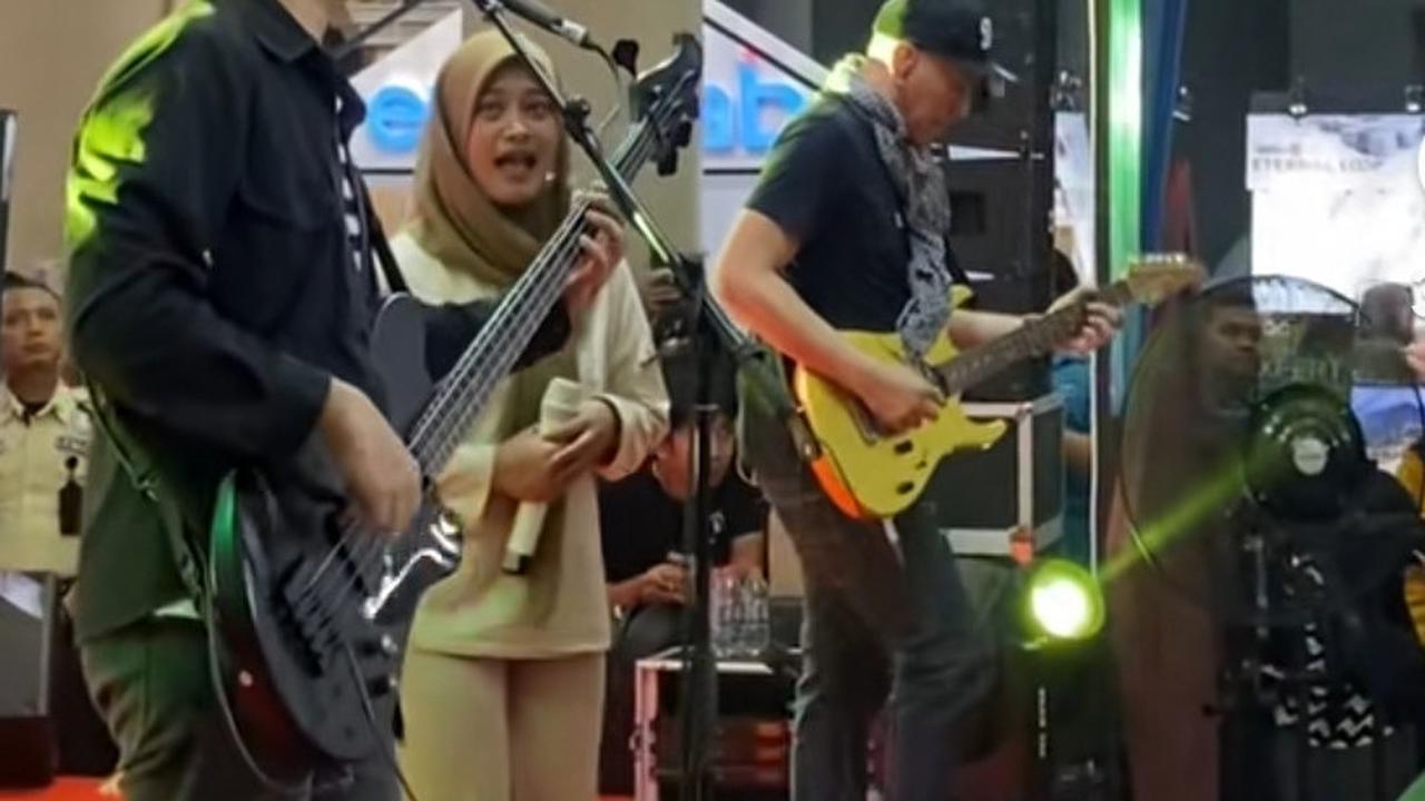Masih Ingat Bondan Prakoso? Begini Penampilan di Mall Purwokerto Bikin Netizen Salfok 'Menolak Tua'