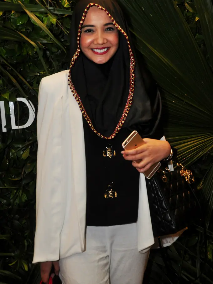 [Bintang] Zaskia Sungkar