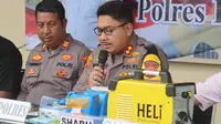 Ungkap kasus penyelundupan narkotika jenis sabu seberat 4 kilogram di dalam mesin las di Pelabuhan Bakauheni, Lampung Selatan. Foto : (Istimewa).