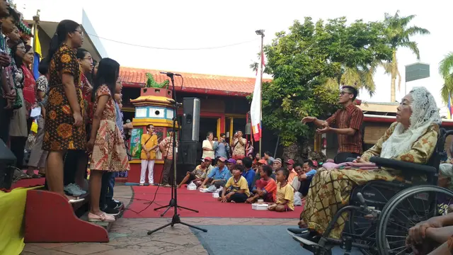 Momen Haru Buka Puasa Bersama Shinta Wahid di Vihara Welas Asih Cirebon